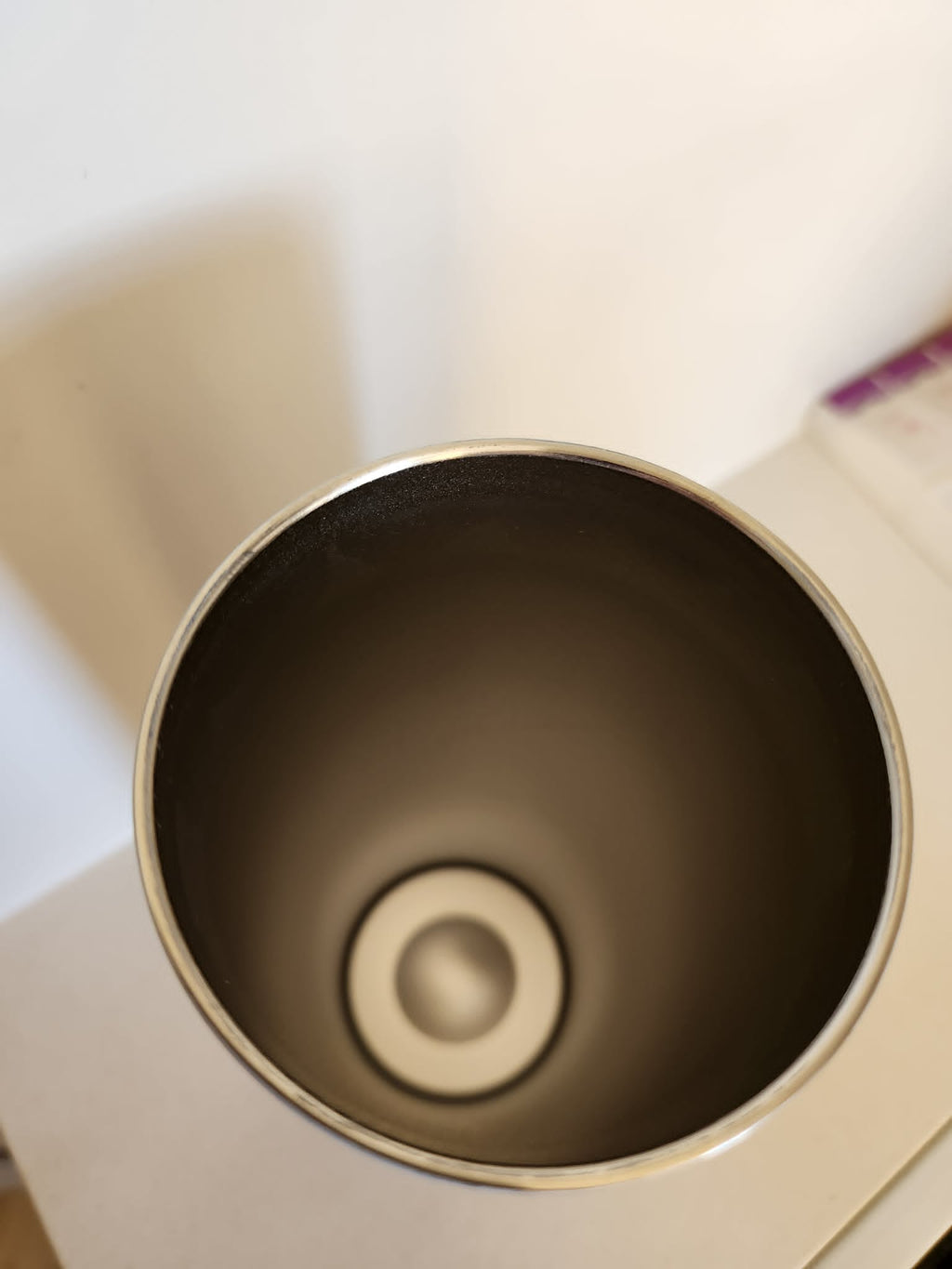 20oz tumbler interior view